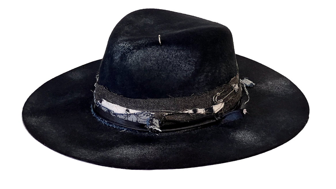 Nightfall – Handcrafted Wool Felt Hat