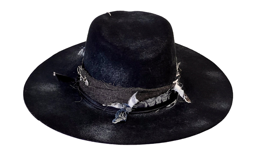 Nightfall – Handcrafted Wool Felt Hat