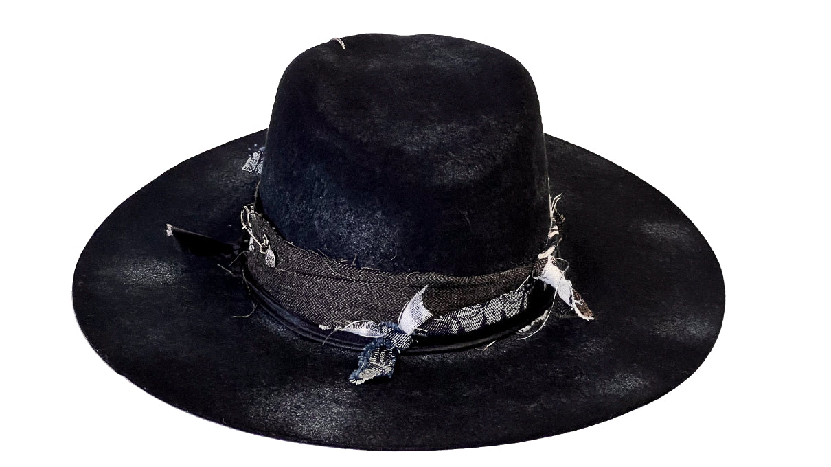 Nightfall – Handcrafted Wool Felt Hat